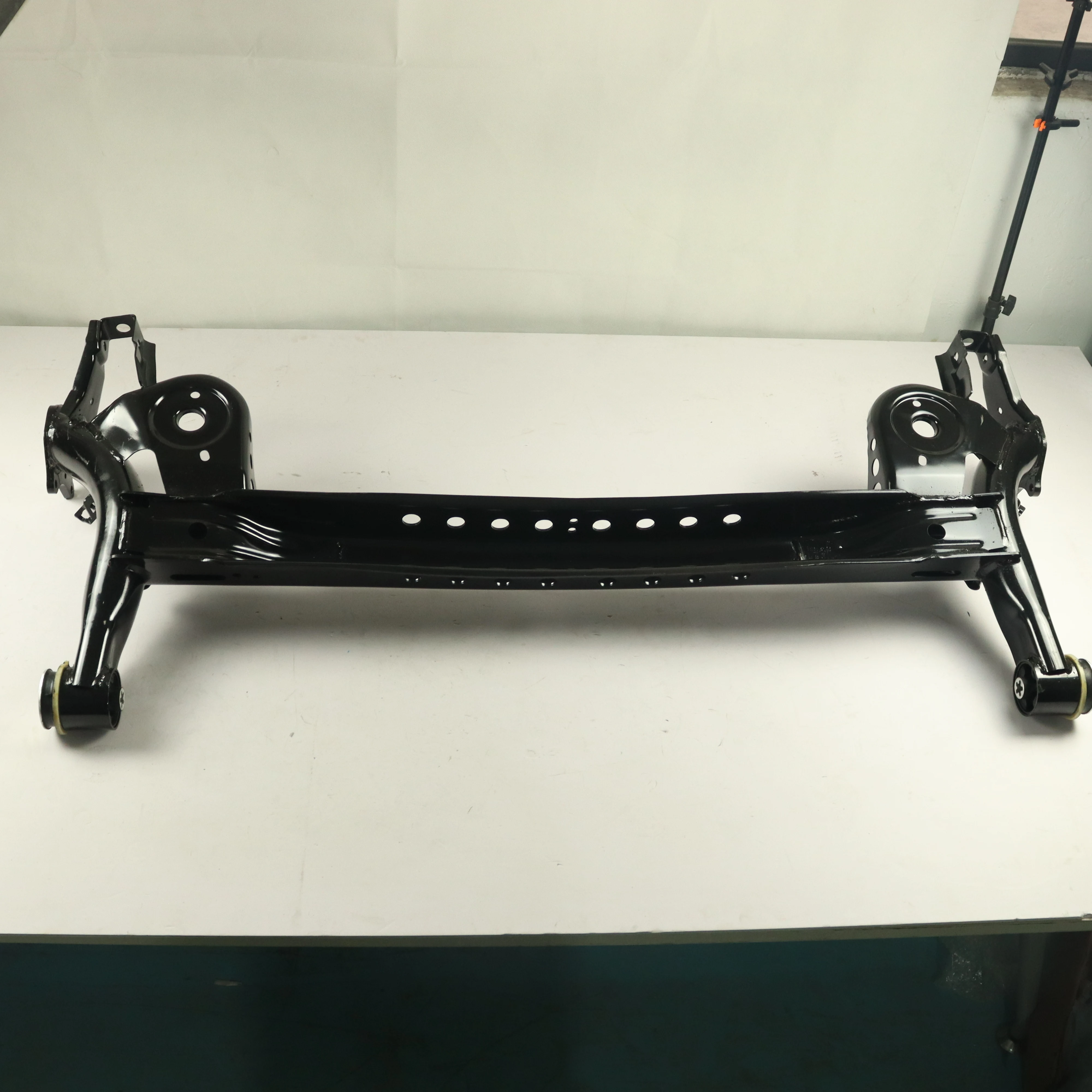 Rear Suspension Cross Beam For MG5 Oem 10254689