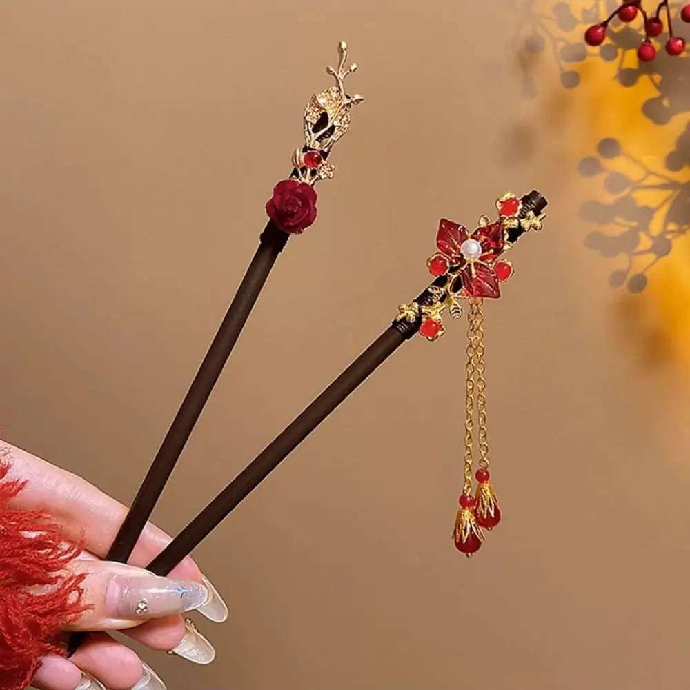 الرجعية زهرة خشبية الشعر عصا شرابة الأحمر Hanfu دبوس الشعر السنة الجديدة شوكة الشعر شيونغسام الملحقات
