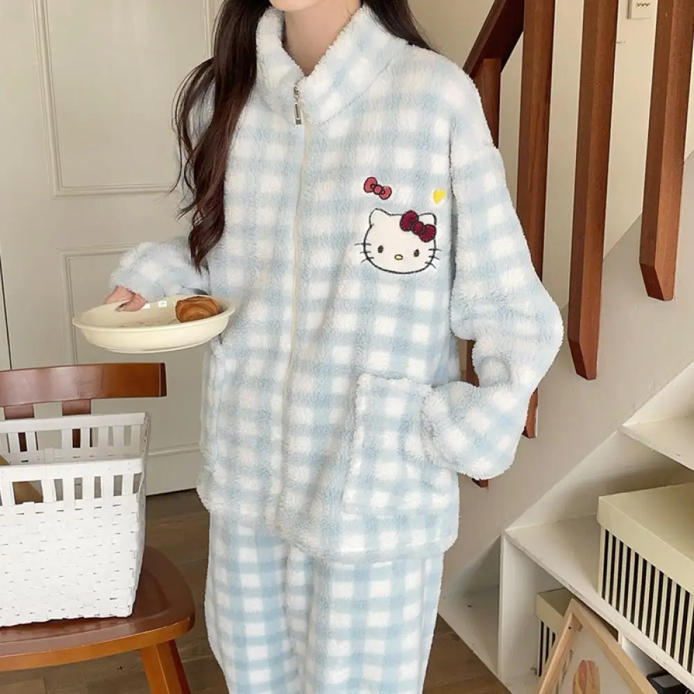 Hallo Kitty Frauen Plüsch Pyjamas Set Sanrioed Kawaii Herbst Winter Verdicken Hause Kleidung Mädchen Cartoon Verdicken Nette Tops Hosen