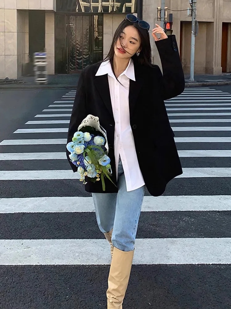 Długi garnitur damski, koreański styl, ekskluzywny design, wiosna-jesień, nowa moda, dopasowany krój, elegancki, z rozcięciem.