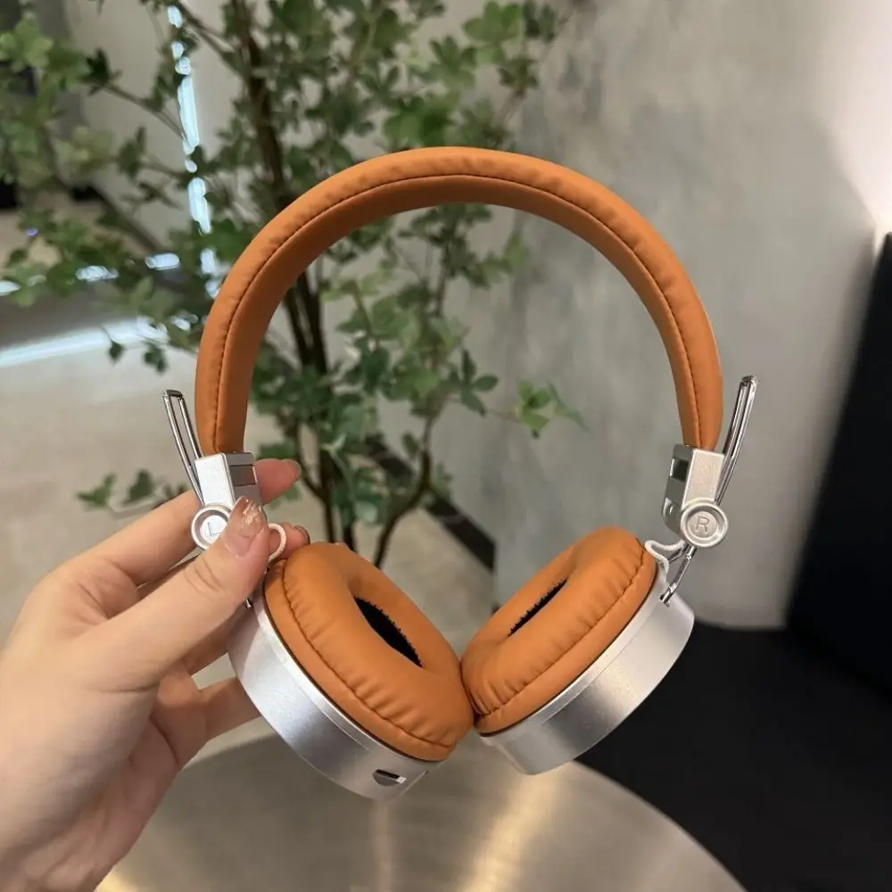 HIFI Retro Wireless Headset Over Ear Millennium Wind Wireless Headphones Brown Earbud Retro Headphone Lisening Music