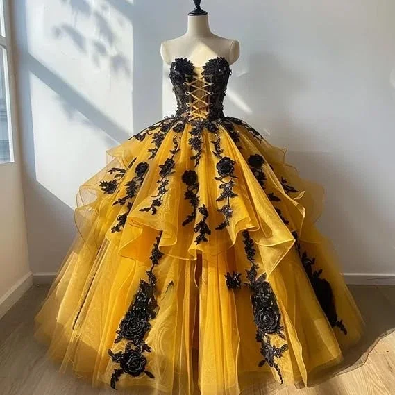 Steampunk-Korsett-Abschlussballkleid mit schwarzer Spitze, trägerlos, Retro-Ballkleid, gerüscht, Kostüm für besondere Anlässe, individuell gestaltet