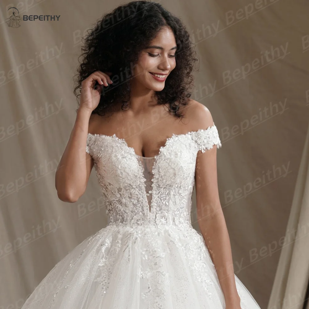 BEPEITHY Customized Ivory Off Shoulder Lace Wedding Dresses For Women Deep Neckline Boho Bride Modern Bridal Ball Gown