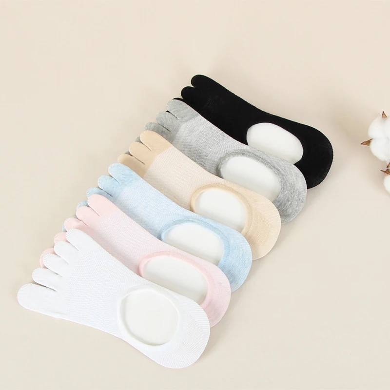 5 Pairs Women's Low Cut Invisible Toe Socks Summer Mesh Breathable Shallow Mouth Cotton Solid Black White 5 Finger Sock Slippers