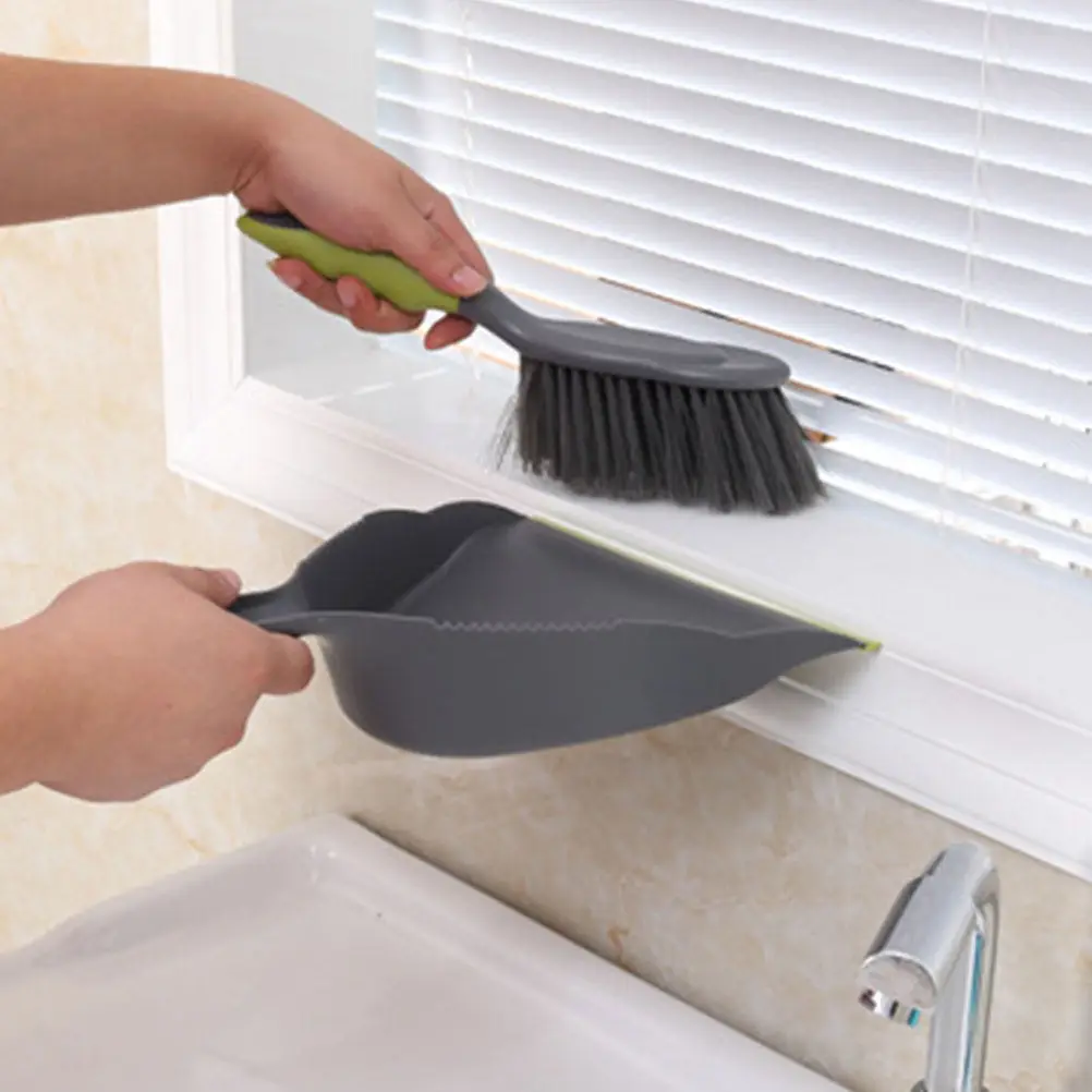 1Set Desktop Cleaning Brush Small Broom Keyboard Broom Dustpan Shovel Combination for Desktop Cabinet Keyboard Cleaning
