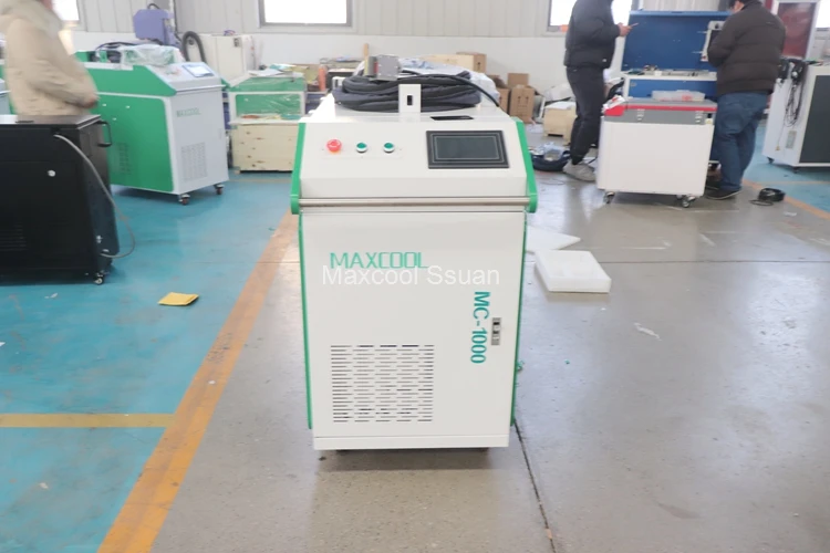 Water Cooled Laser Cleaning Machine Pulsed Laser Cleaning Machine Laser Paint Remover 300W 500W 1000W