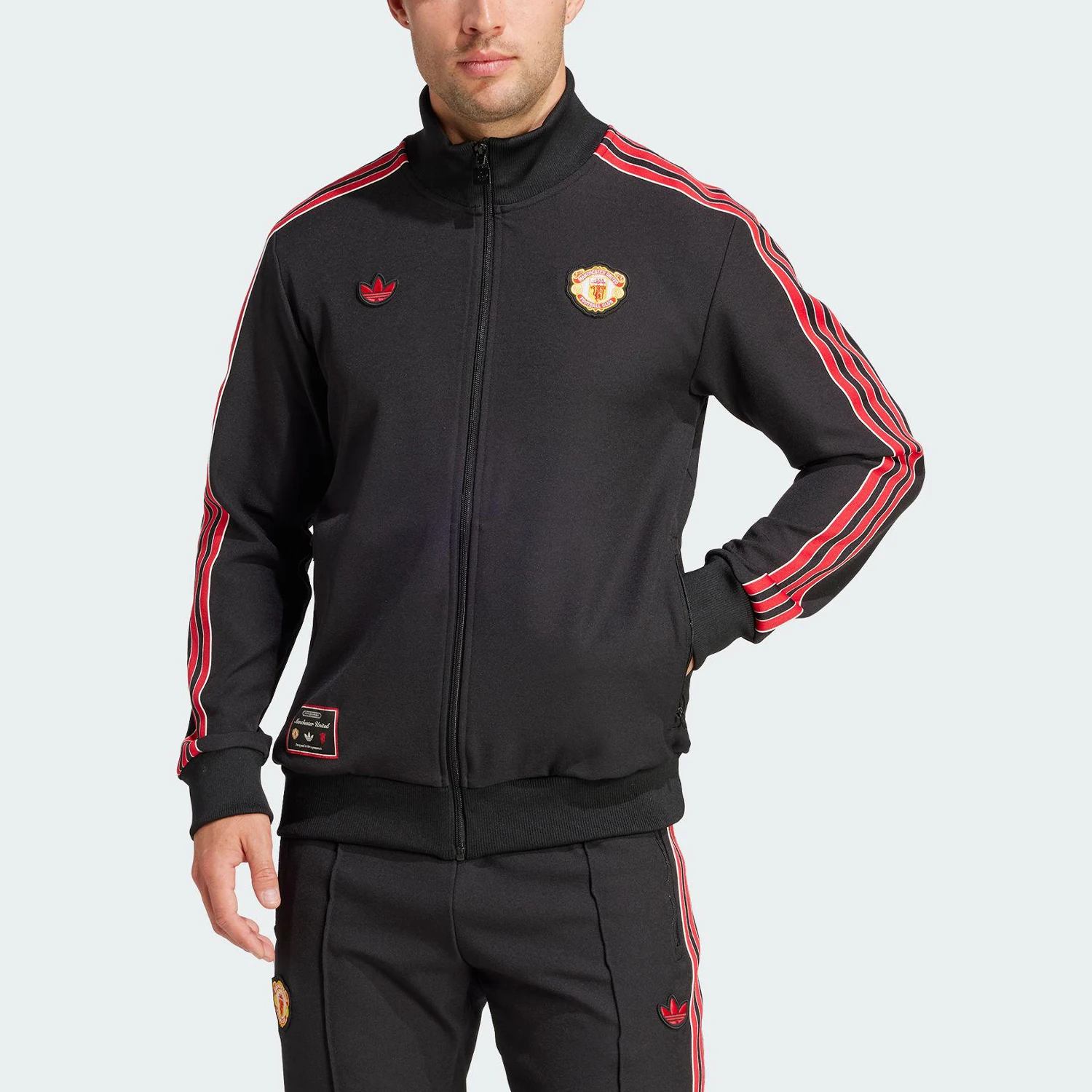 

Adidas genuine Three Stripes Men's Sports Stand-up Collar Football Training Jacket JF0358