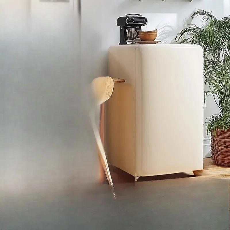 

121LPro retro small refrigerator home living room office mini small high-value ice bar