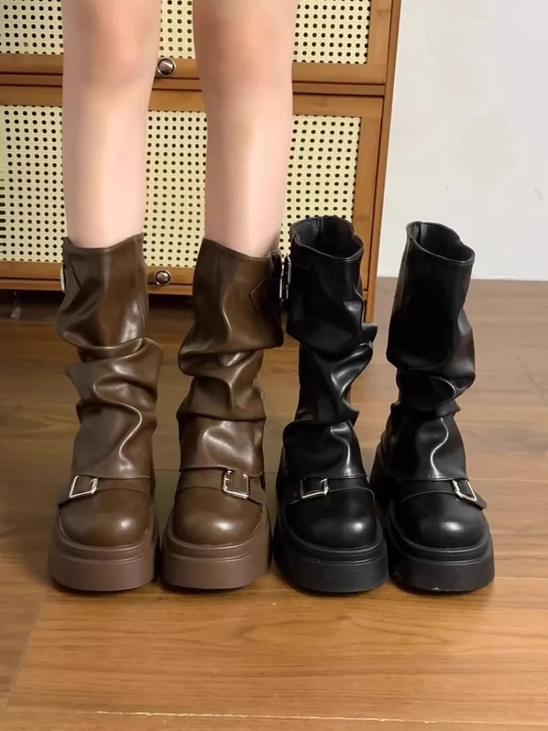 Stiefeletten mit Schnallenverschluss, Raffung und lockerem Design, runde Zehenpartie, dicker Blockabsatz, Plateaustiefel, Vintage Street Casual Schuhe – Detail 6