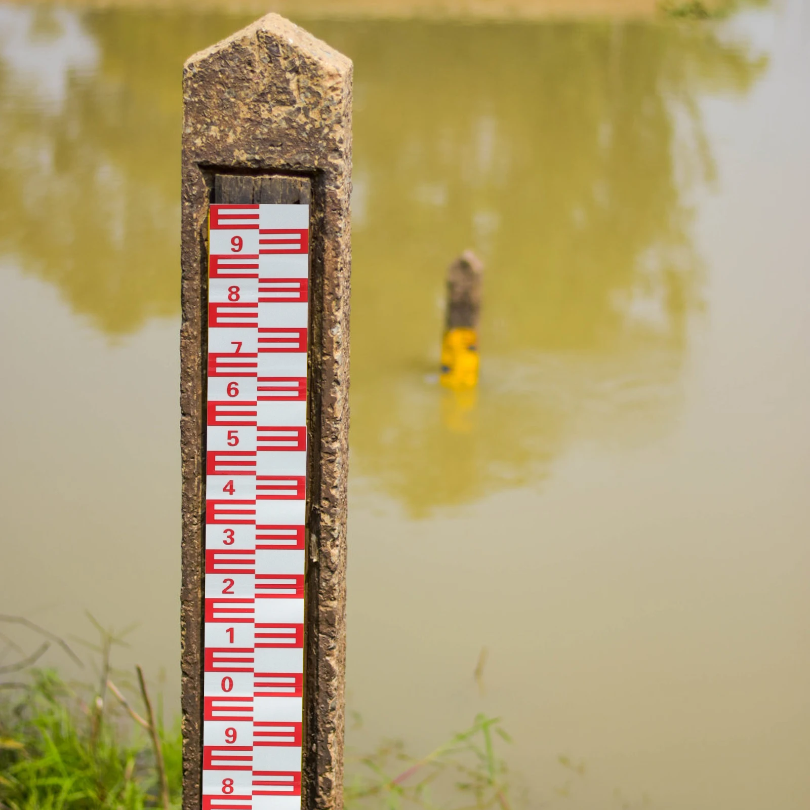 

Water Level Scale 10x100cm Reflective Anti Corrosion Self Adhesive Gauge for Pool Pond Lake Measurement Tools Stickers