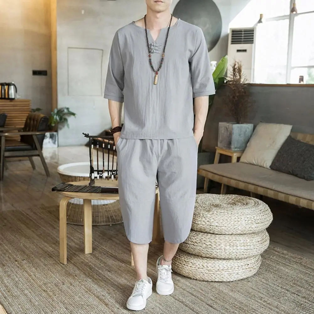 2Pcs/Set Men Summer Sportswear Set V-neck Short Sleeve Tops Elastic Waist Pockets Cropped Pants Set Casual Fitness Suit