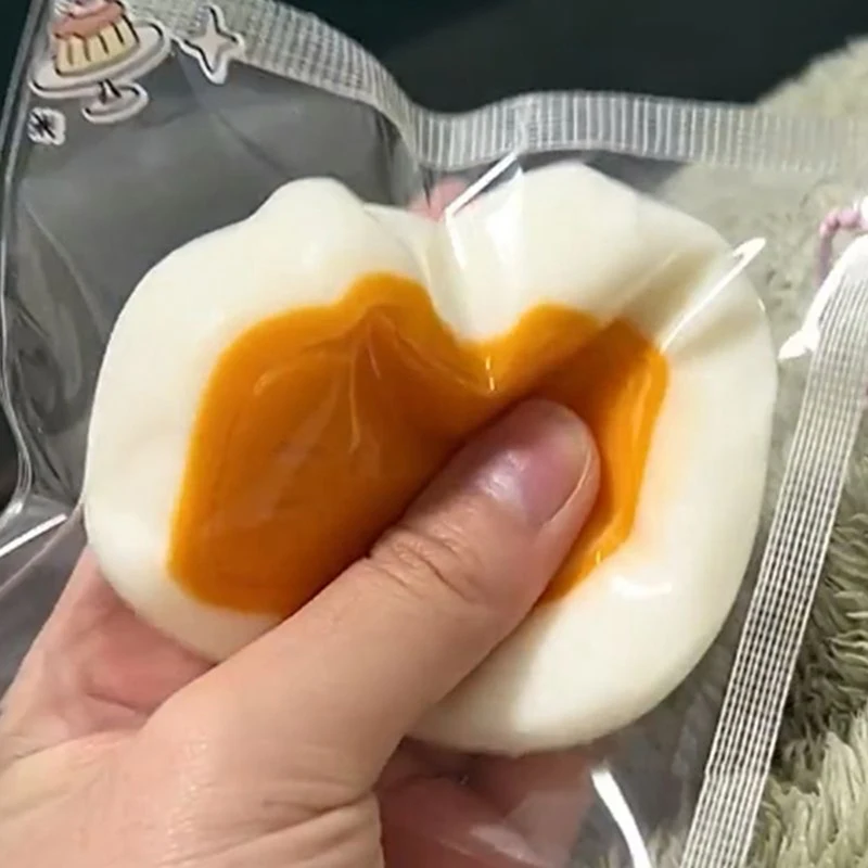 **Sticky TPR Cute Cat Cheese Bread Pressure Relief Soft soft Fingertip Toy Relieving Squeeze Decompression Slow Rebound Toy