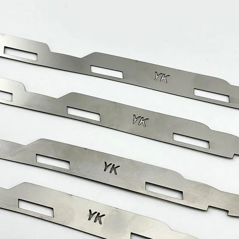 2Pcs Broken Reinforced Stainless Steel Metal Bracket For Golf 6 2009-2014 Grand Touring Injektion R20 Front Bumper Repair Buckle