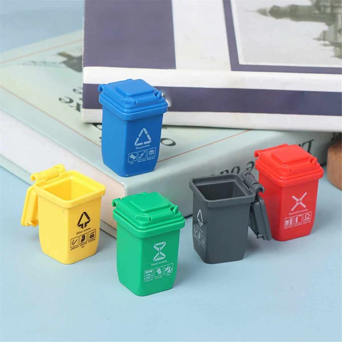 5Pcs Doll House Miniature Trash Can Model Accessories Furniture Toys Garbage Truck Cans Curbside Vehicle Bin Toy Gifts