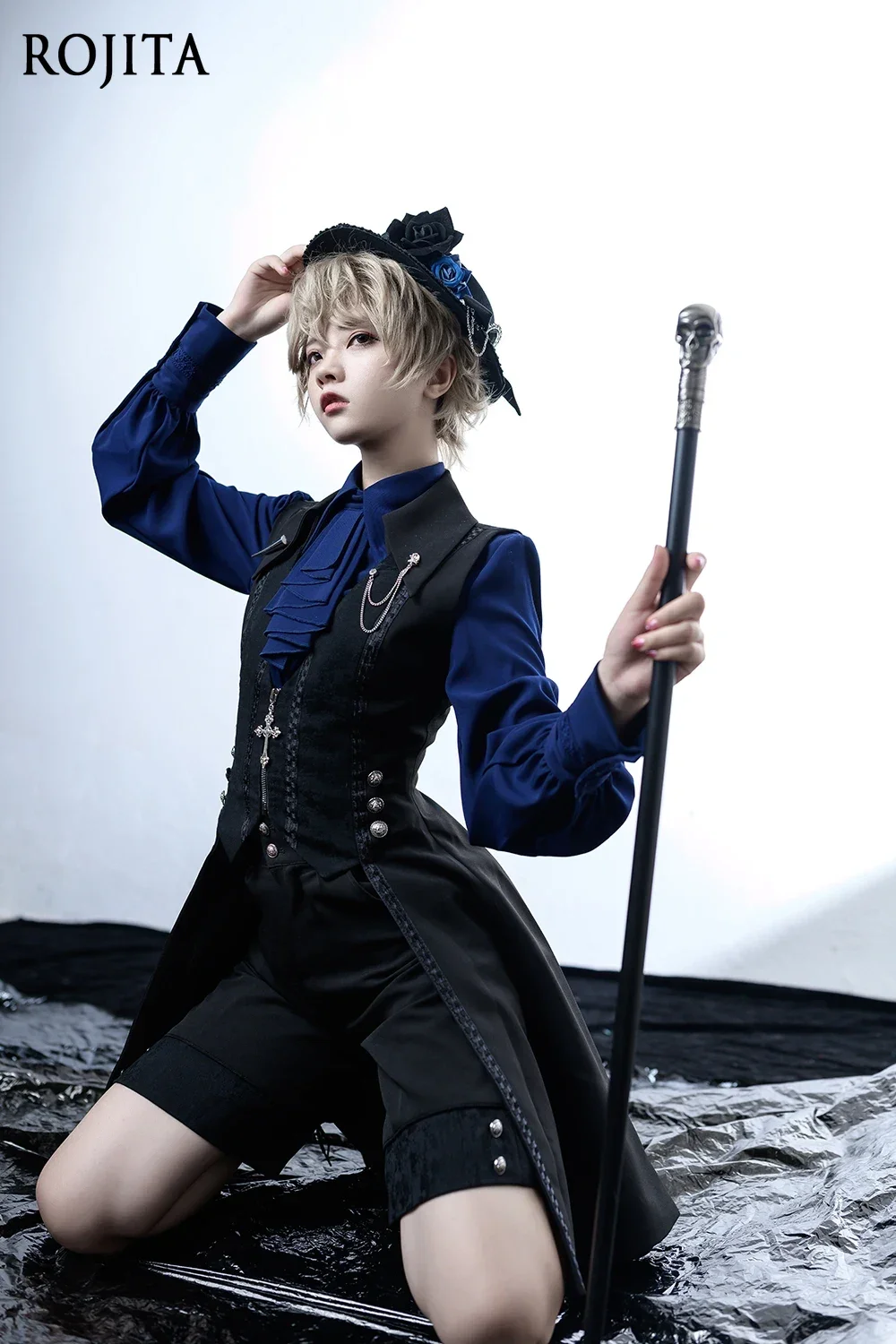 

Black and Blue Vintage Lolita Middle Ages Little Prince Long Vest By Princess Chronicles Slim Fit Swallowtail Long Vest