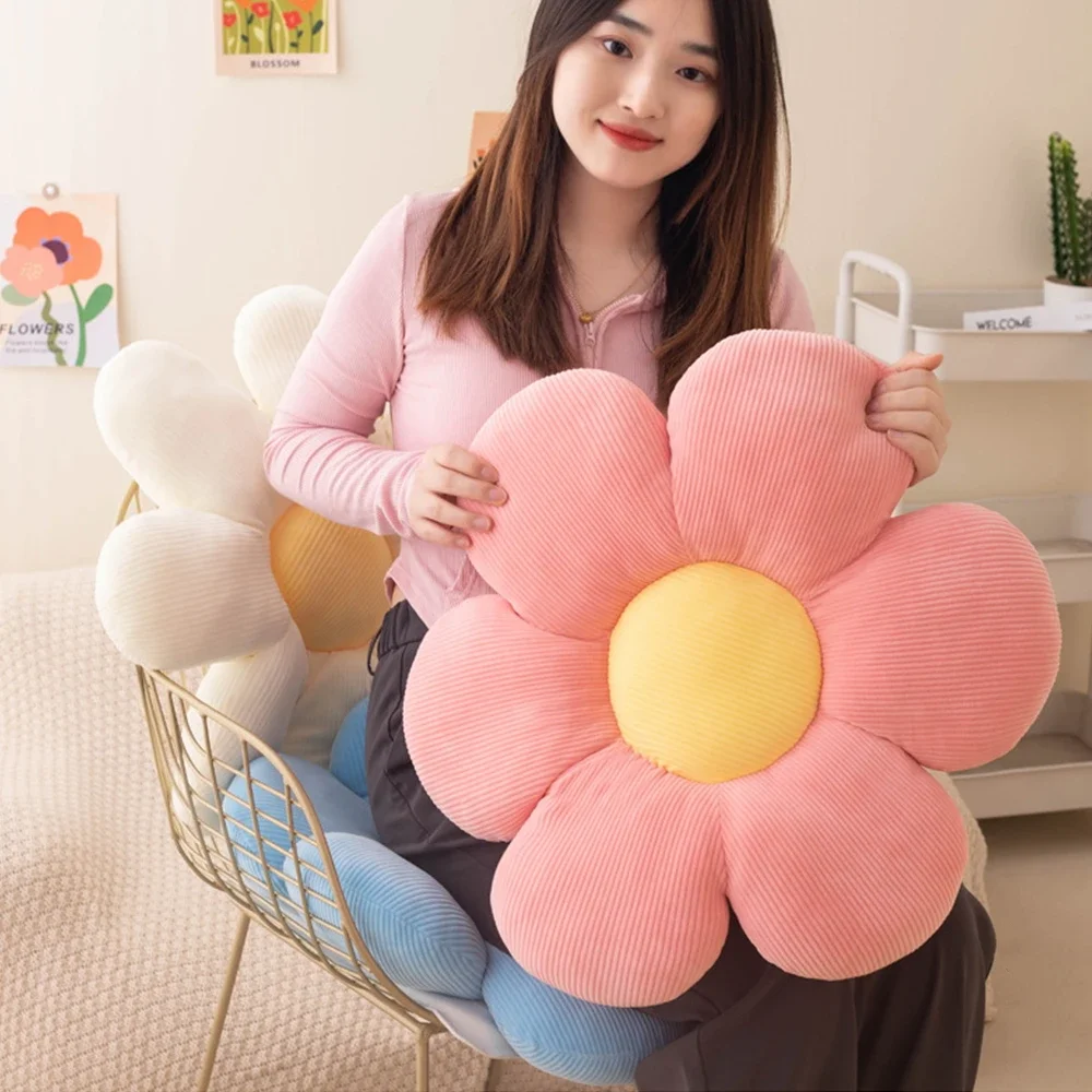 40/50cm Daisy Flower Pillow Soft Plush Cushion Daisy Shaped loveliness Comfortable Decorative cushion Throw Pillow