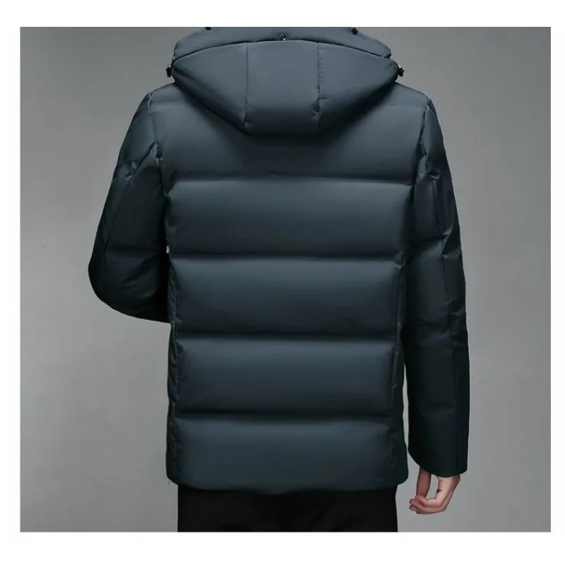 Jaket Tebal Baru untuk Pria Paruh Baya dan Lansia, Mantel Pendek Musim Dingin Isi Bulu Bebek, Mantel Hangat untuk Ayah Paruh Baya, Pakaian Pria Sederhana dan Hangat