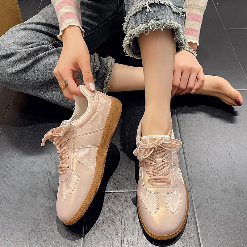 2024 Women Sneakers Spring Autumn Splicing Genuine Leather String Bead Lace-Up Casual Working Shoes Woman New Size 35-40