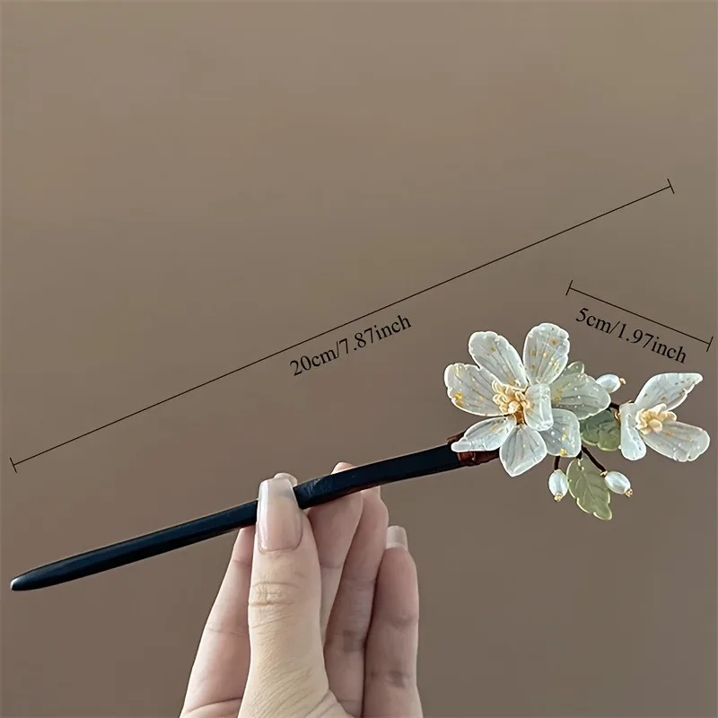1PC Nuovo Cinese Magnolia Fiore a Forma di Palla Panino Intrecciato Capelli di Legno Tornante di Nicchia Design Elegante Temperamento Cheongsam Copricapi