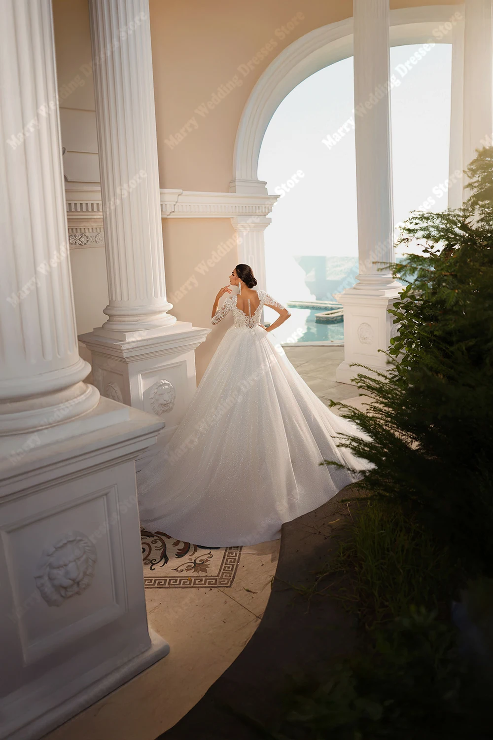 Bellissimi abiti da sposa da donna Lussuosi applicazioni in pizzo A-Line Tulle Abiti da sposa Banchetto di fidanzamento Abiti da principessa personalizzati