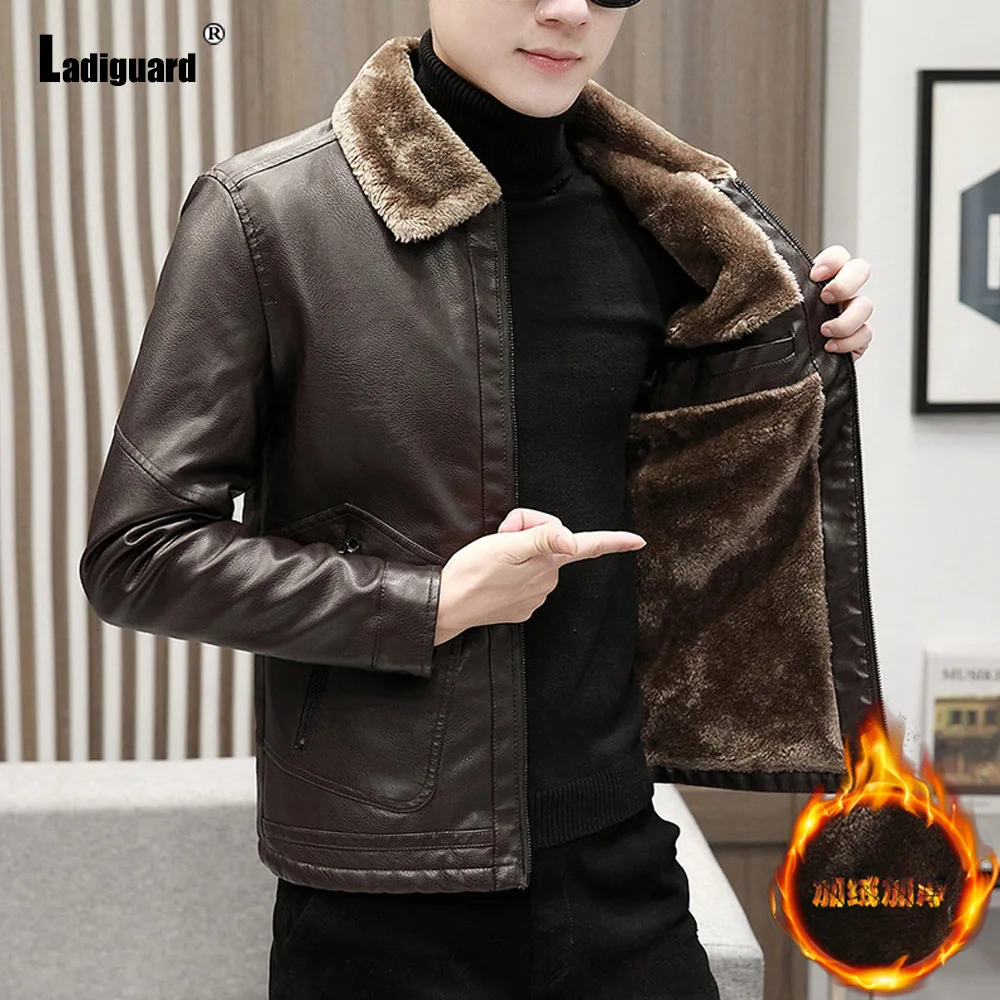 Men's Stand Pocket Pu Leather Casual Plush Jacket Plus Size Mens Vintage Outerwear 2025 European Fashion Pu Leather Jackets New