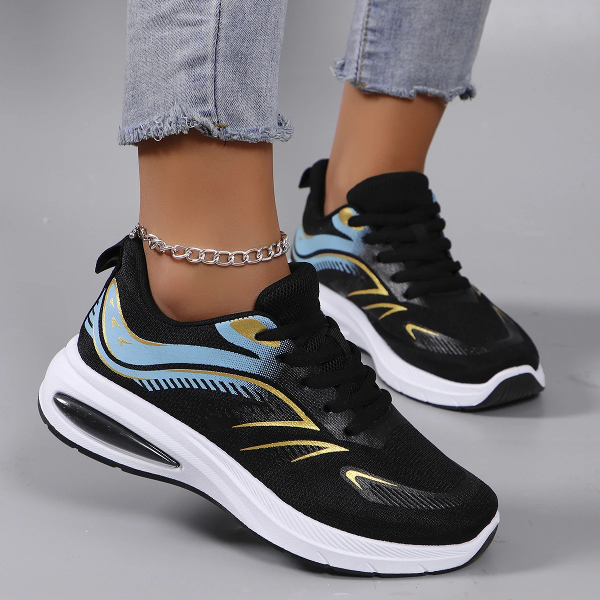 Spring new women\'s sports shoes, fashionable, breathable, lightweight, non-slip, wear-resistant, casual sports shoes, flat shoes