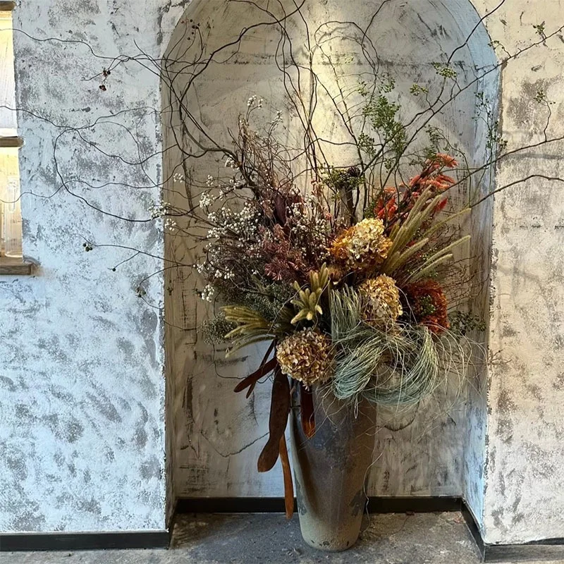 Medieval style large-scale floor-to-ceiling autumn color simulation immortal flower arrangement dry branch creative architecture