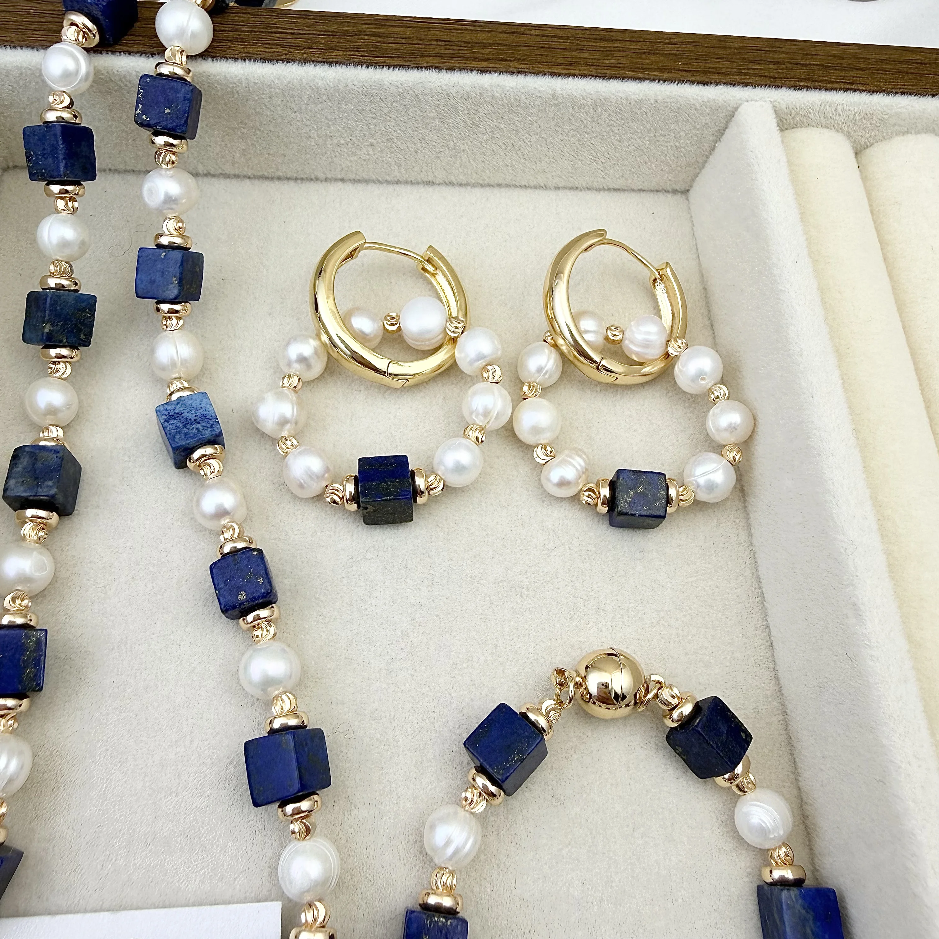 Natural Lapis Lazuli Cube Freshwater Pearl Jewelry Set Luxury Blue White Contrast Necklace Bracelet Earrings Elegant Versatile view 4
