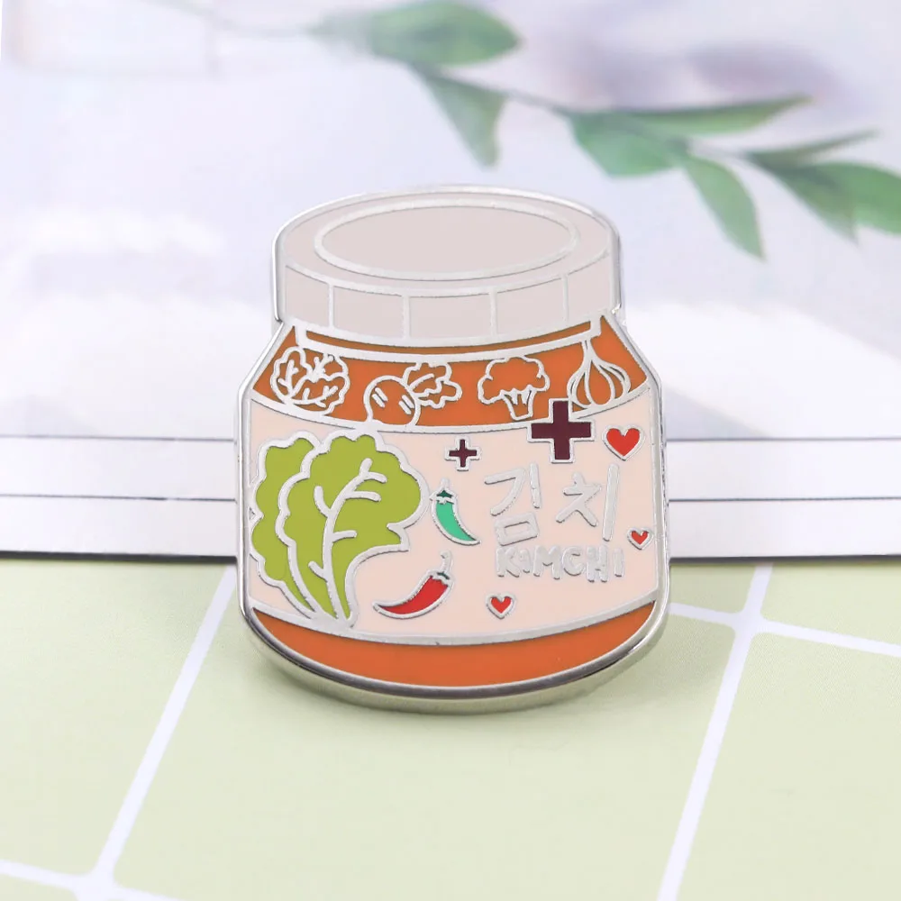 Niedliche Kimchi-Glas Emaille-Pin, Brosche mit koreanischem Essen-Motiv, lustiges Kimchi-Abzeichen für Rucksäcke und Kleidung, ein stilvolles Geschenk für Essensliebhaber. – Detail 9