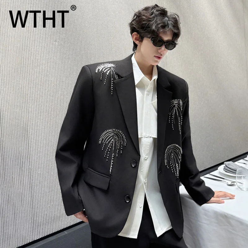 WTHT Fashion Men's Spliced Metal Rivets Design Blazer Coats Trendy Turn Down Collar Long Sleeves Jackets Male 2025 Autumn 2A2048