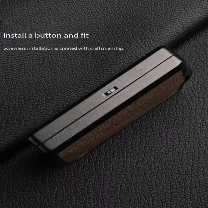 2025 Lynk&Co 03 keycase 06 new energy 01 simple 09 high-end 05 genuine goat skin men's shell metal buckle 07 - Image 4