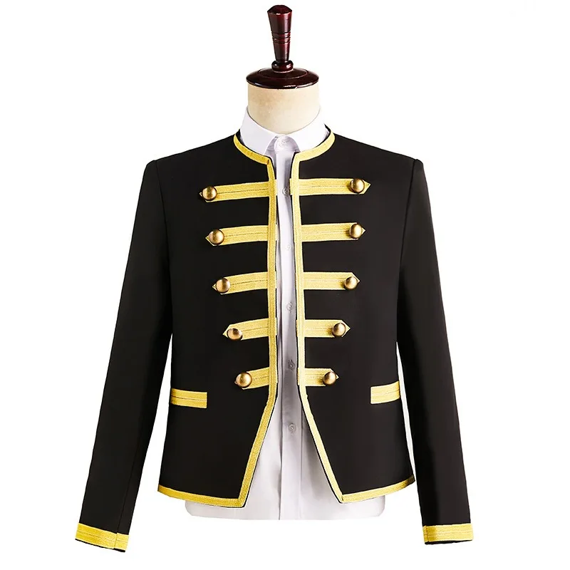 بدلة رجالية باللون الأسود المذهّب مع الذهب على طراز المحكمة الأوروبية للرجال برئاسة ملهى ليلي DJ أزياء قصيرة الزي العسكري ثوب الأداء