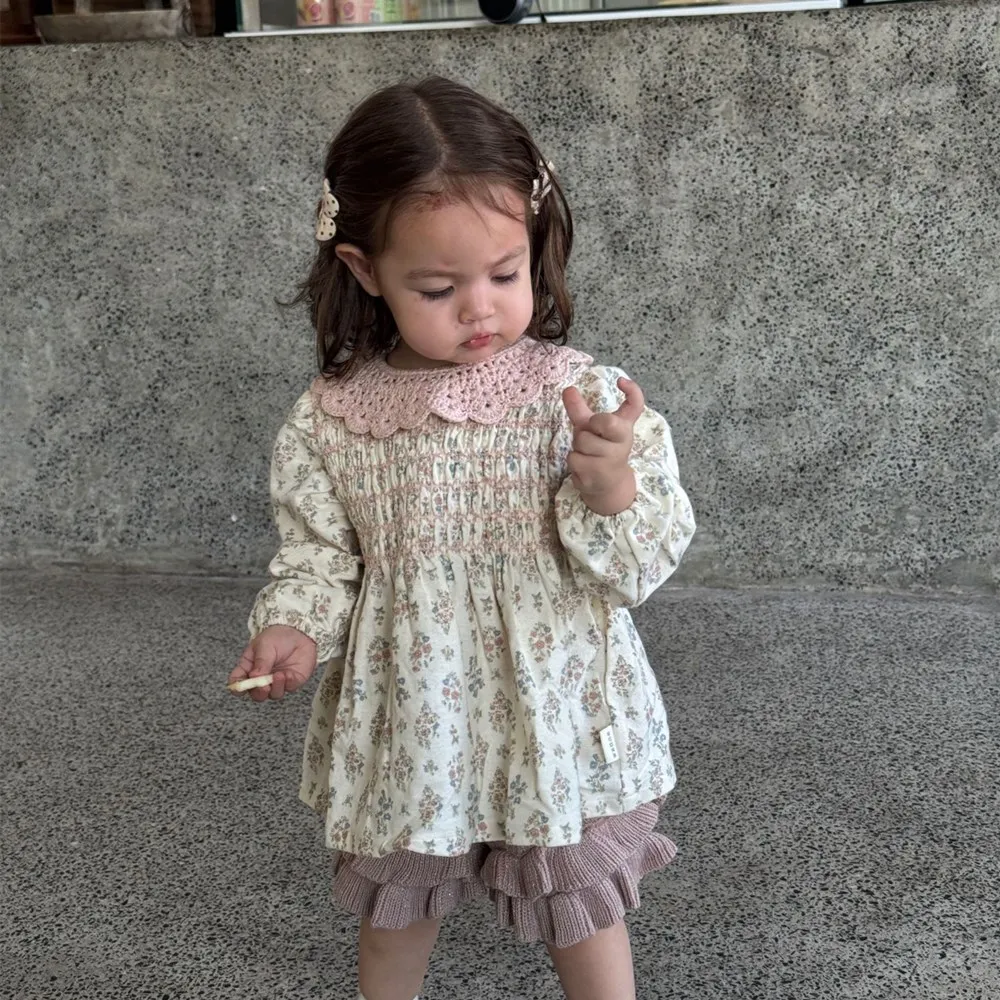 

Autumn kids girls clothes girls tops hand-embroidered Pink printed pattern long sleeved top Round neck pullover t-shirts