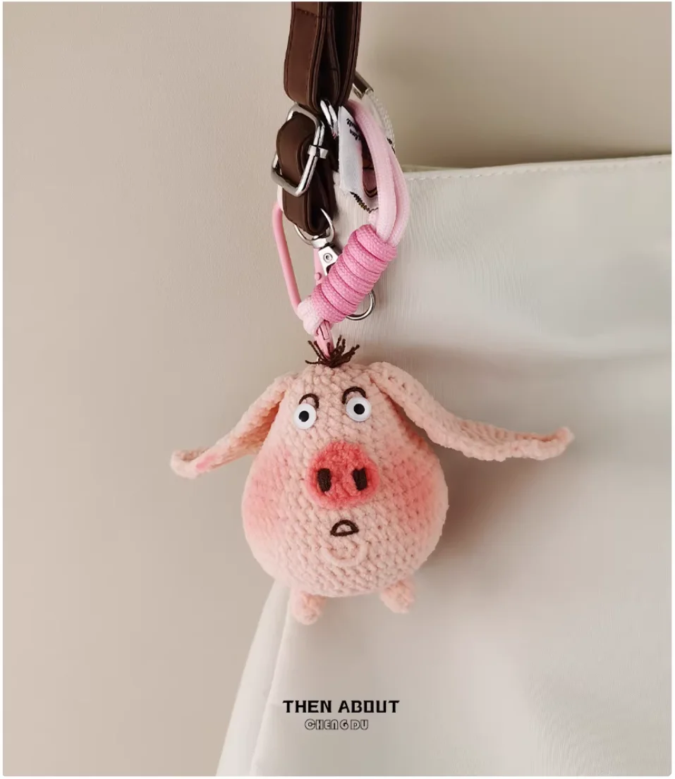 Super cute Taiyi flying pig bag pendant bag pendant Keychain luxury niche senior gift.