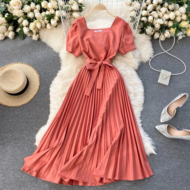 

Summer Women's Dress French Retro Pure Color Square Neck Short-sleeved Dress, New Waist Slimming Pleated Big Swing Dresses HH143