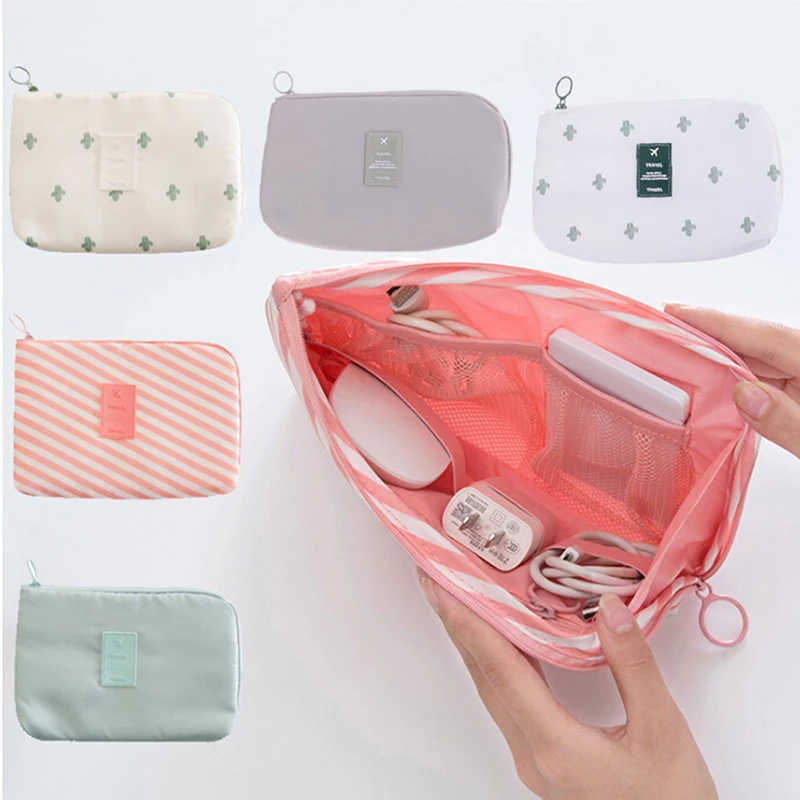 

New Cosmetic Bag Women Necessaire Make Up Travel Waterproof Portable Cactus Makeup Toiletry Kits