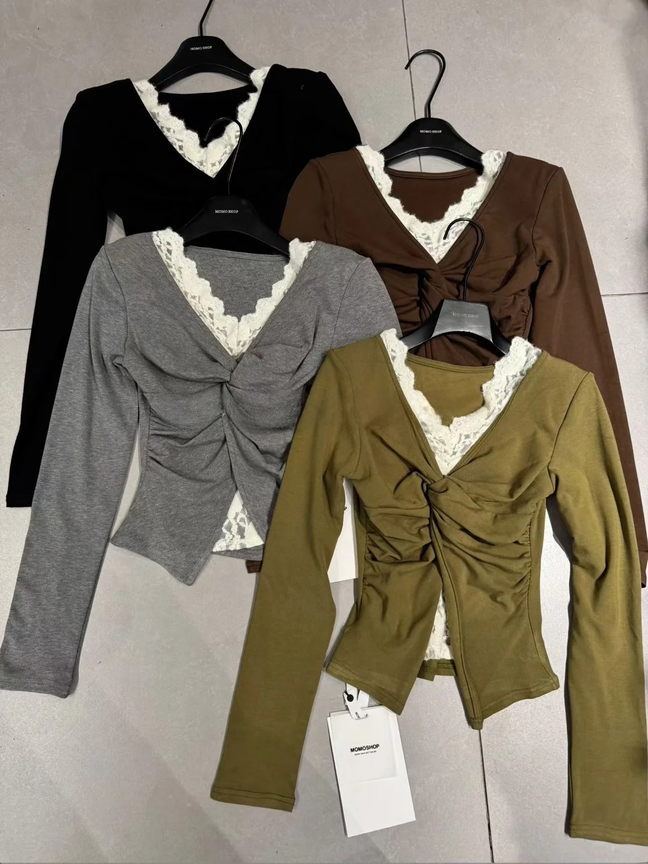 

Faionable Lace Splice V-Ne Long Sve T-irt Women Knot Slim Fit Base irt Korean Sle Commute Cotton Thi Winter