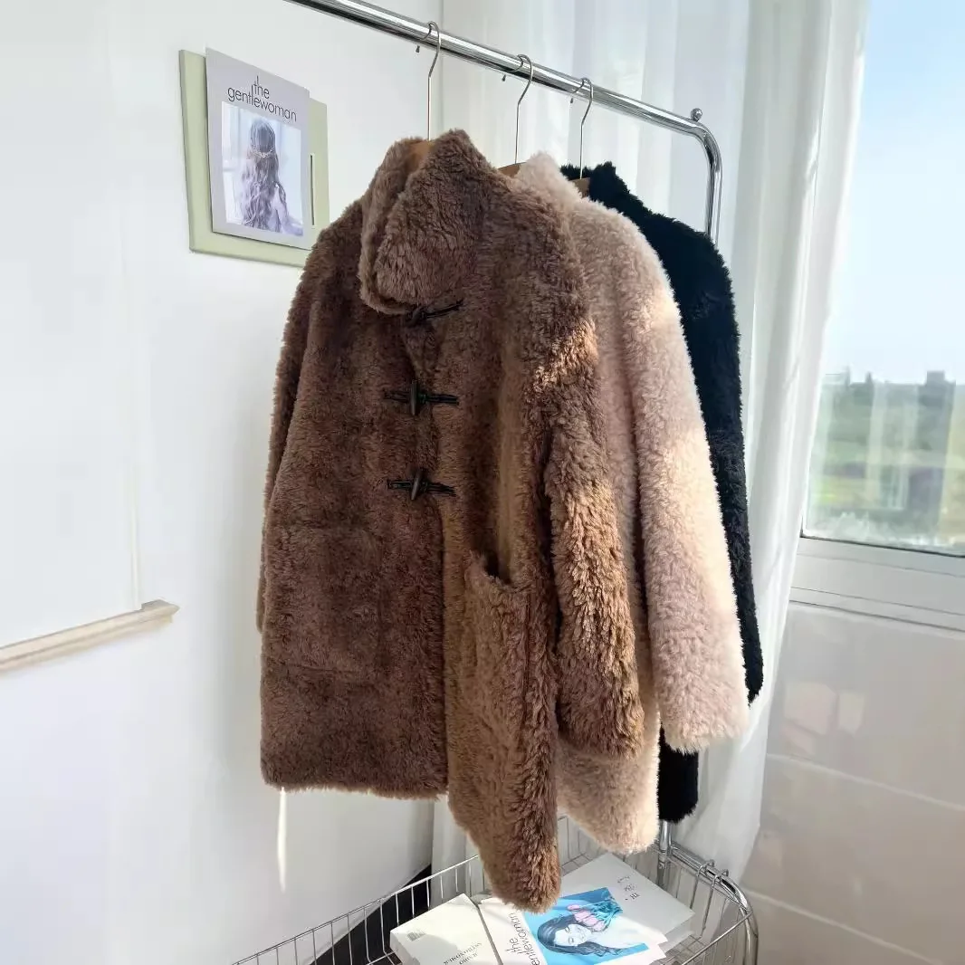 เสื้อโค้ทขนแกะแท้ 100% ติดกระดุมเขาแกะ ยี่ห้อ UMI MAO สำหรับผู้หญิง แบบชิ้นเดียว ความยาวปานกลาง