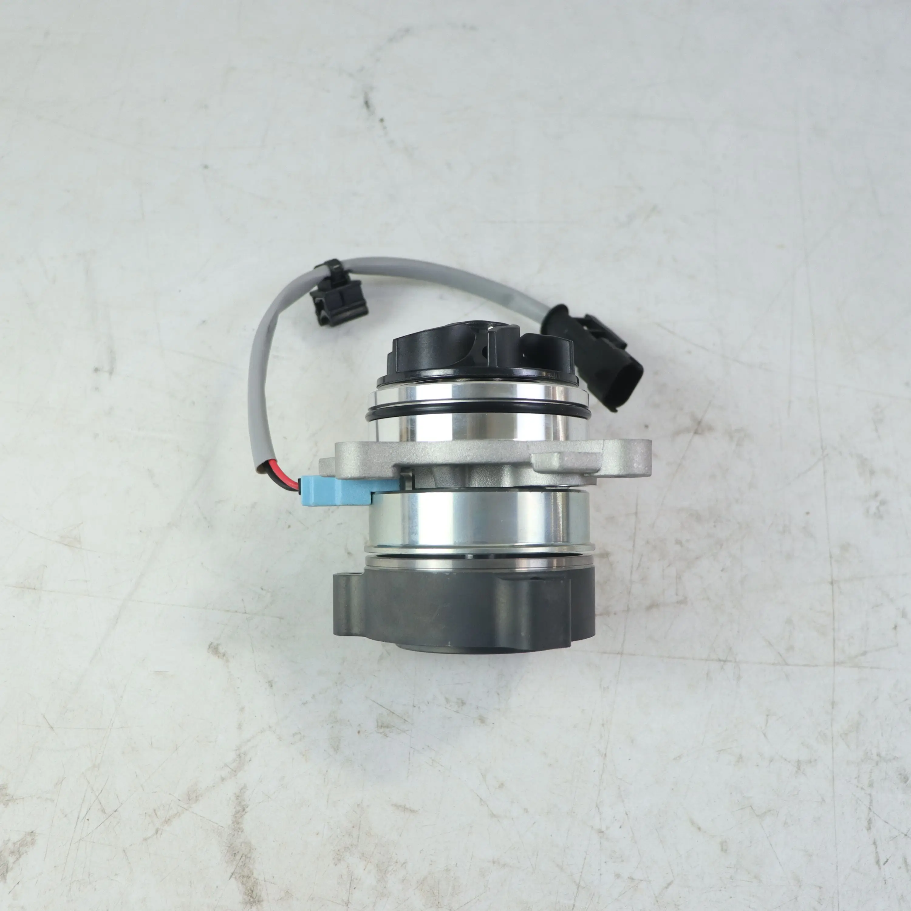 

Auto Parts Water Pump Suitable for MG 360 10209498