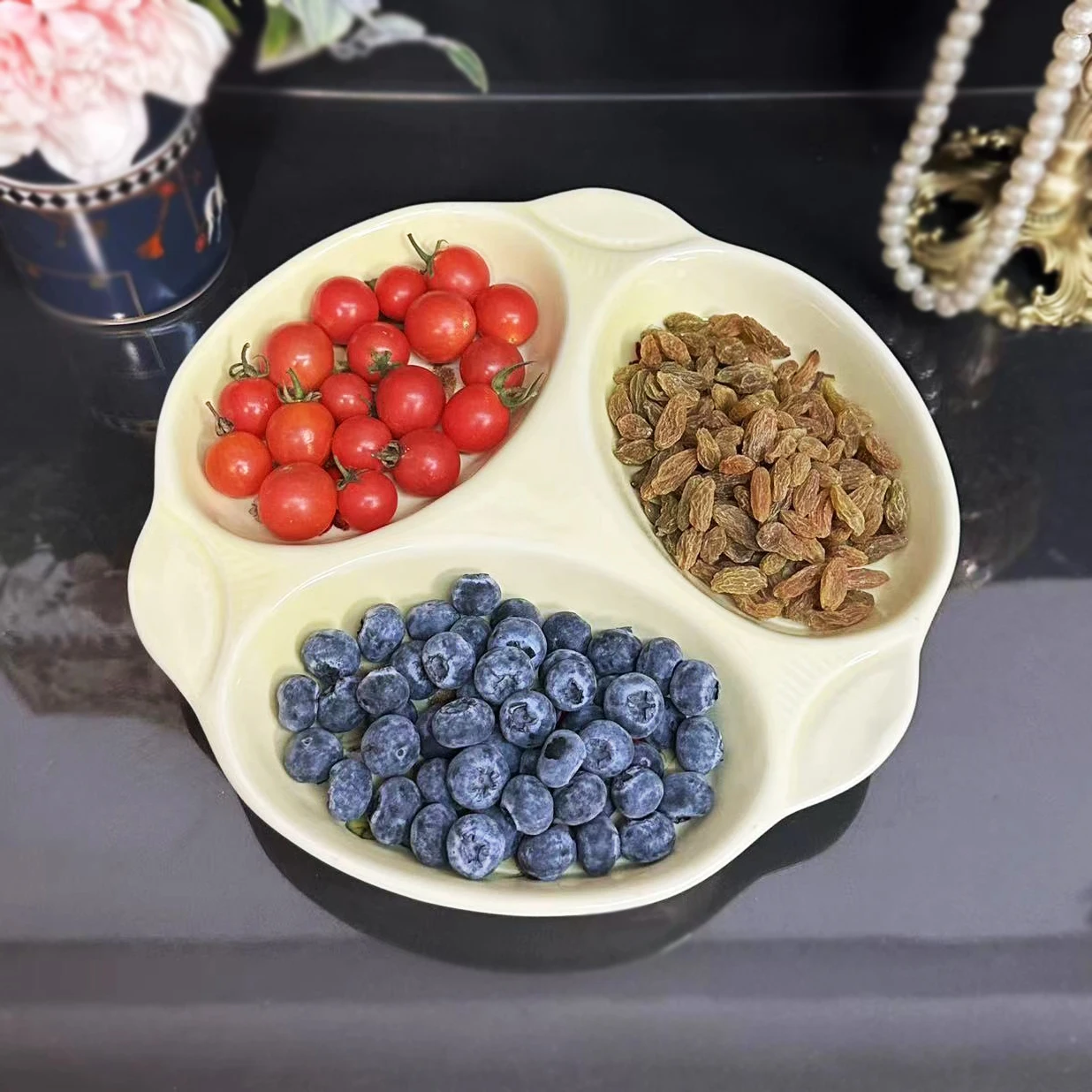 

Korean style ceramic nut plate, fruit plate, cold dish divided into three compartments, dried fruit plate, microwave oven