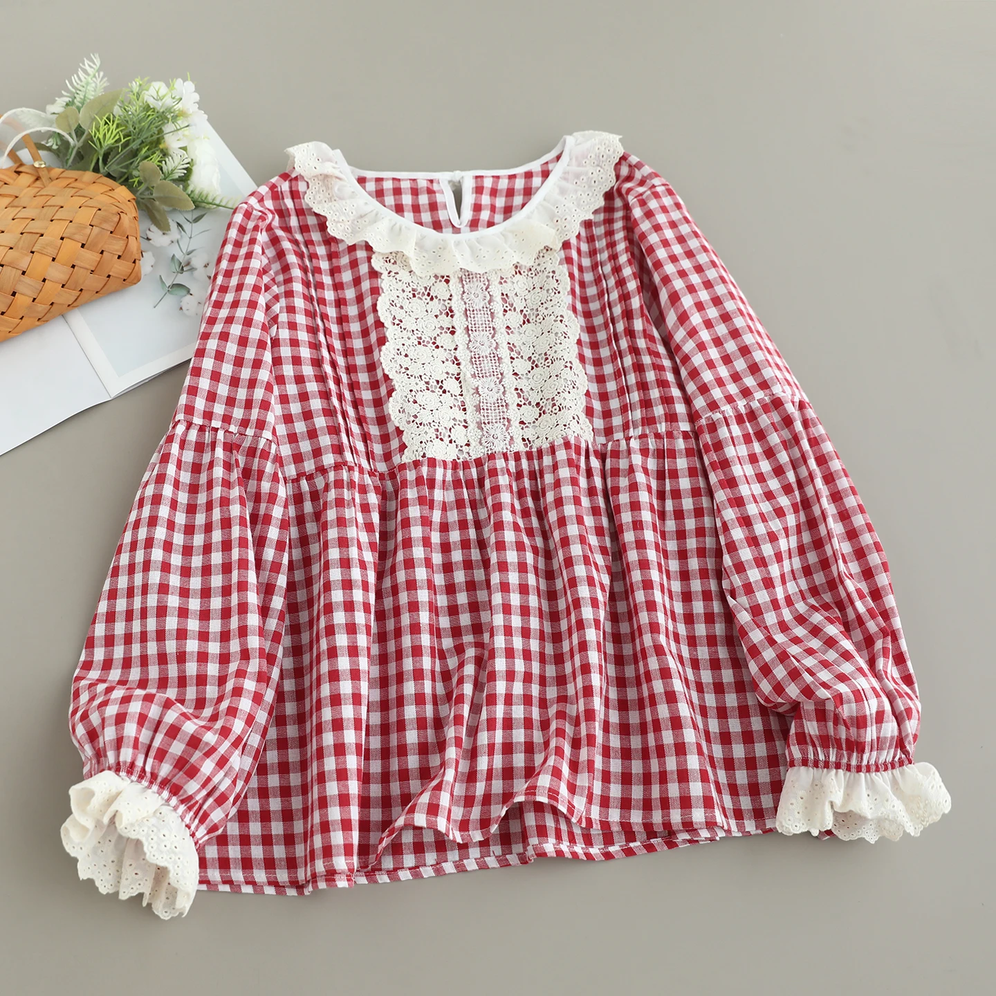 Japanse Zoete Mori Meisje Vintage Plaid Kant Patchwork Katoenen Shirts Vrouwen Herfst O-hals Lange Mouw Casual Losse Blouse Tops