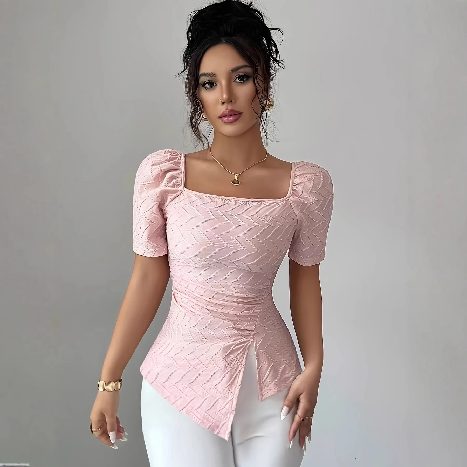 Elegant Square-neck Jacquard Blouse With Puff Sleeves, Waist-cinching And Irregular Hem, Suitable For A Sophisticated Work Look