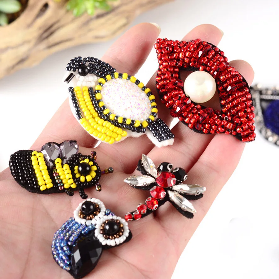 1 PC Drill Beads Crystal Handmade Beaded Butterfly Dragonfly Stickers Insect Quality Clothes Patch Badges Bag Shoes Accessories