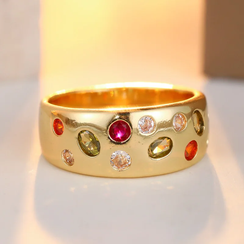 Trendy Multi Colored Synthetic Zircon Mixed Face Ring Golden Plated Retro Texture Copper Ring Women's Party Jewelry Accessory