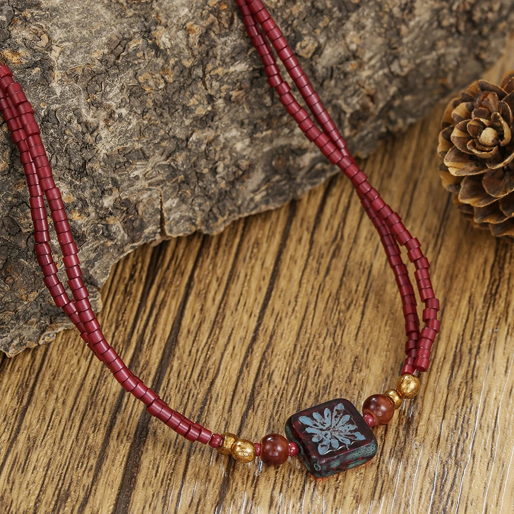 

Multi-Layer Natural Stone Beaded Necklace Lucky Charm Simple Stylish Layering Vintage Accessory High-End Feel Jewelry