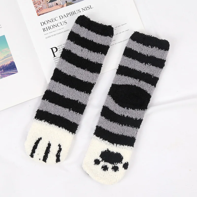 Kawaii Cartoon Socks for Women Cute 3d Dog Cat Paw Pattern Female Warm Funny Socks Animal Hosiery Toe Zebra/Tiger/Cat Foot Sox