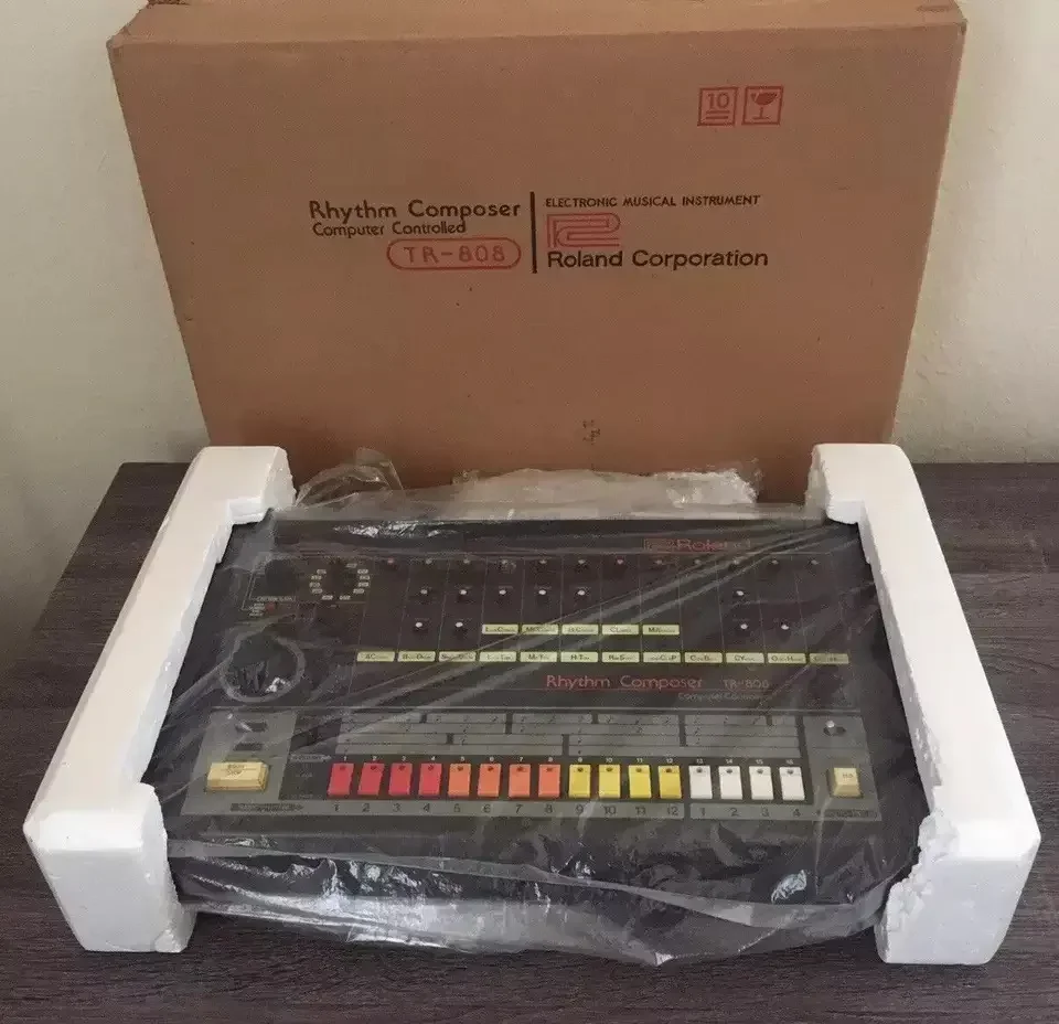 TR-808 Rhythm Comp-osers Comp-utering Contr-ollers analog drum machines