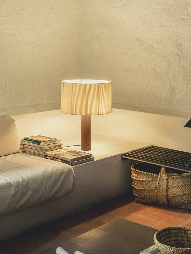 Wabi-sabi Table Light Fabric Table Lamp Vintage Minimalist Solid Wood Table Lamp for Bedroom Living Room home LED Lighting