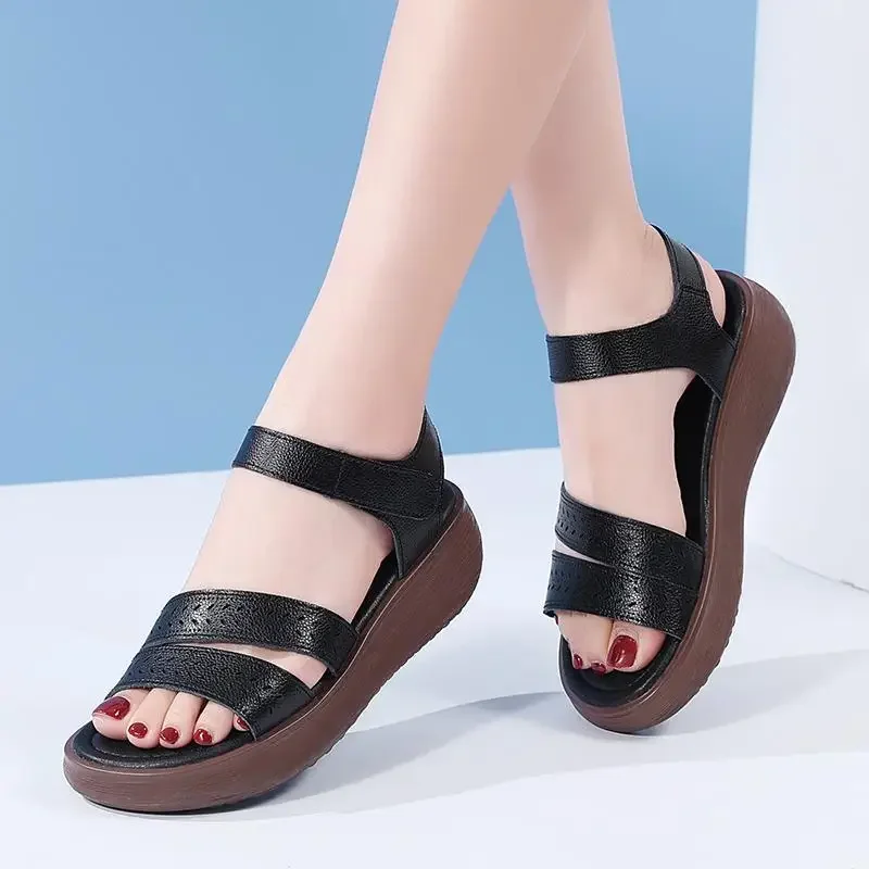 

2024 Summer New Large Size Sandals Flat Women's Shoes Fashion Korean Style Pregnant Women