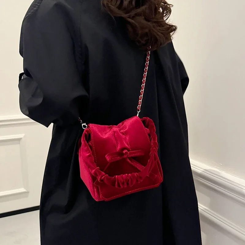 Solid Color Velvet Bow Chain Hasp Shoulder Bags New Large Capacity Retro Handbags Simple Sewing Thread Soft Youth Crossbody Bags